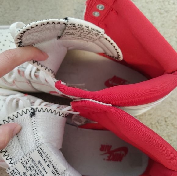 Pre loved Air Jordan 1 High "Phantom" (Size 11.5M) - Picture 4 of 7